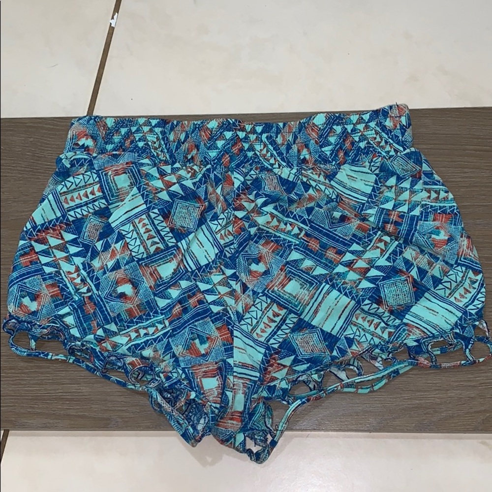 KENDALL & KYLIE SHORTS (limited edition)